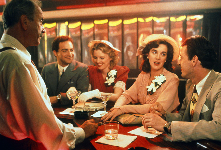 Avalon. 1990. USA. Written and directed by Barry Levinson. Courtesy of Photofest