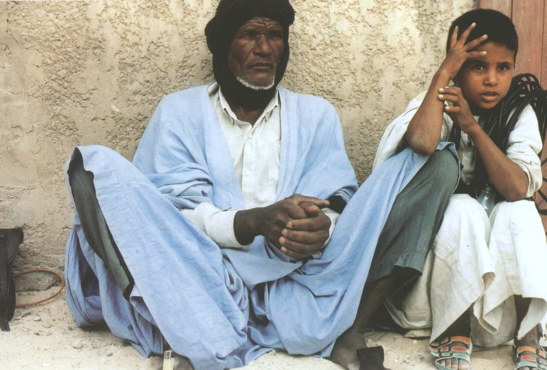 Heremakono (Waiting for Happiness). 2002. France/Mauritania. Written and directed by Abderrahmane Sissako. Courtesy of New Yorker Films/Photofest. © New Yorker Films