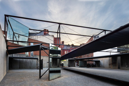 Hide &amp; Seek by Jennifer Newsom and Tom Carruthers of Dream The Combine, in collaboration with Clayton Binkley of ARUP, for The Museum of Modern Art and MoMA PS1’s Young Architects Program 2018. Photo by Pablo Enriquez.