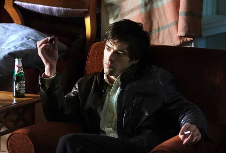 The Beat That My Heart Skipped. 2005. France. Directed by Jacques Audiard. Courtesy Wellspring/Photofest