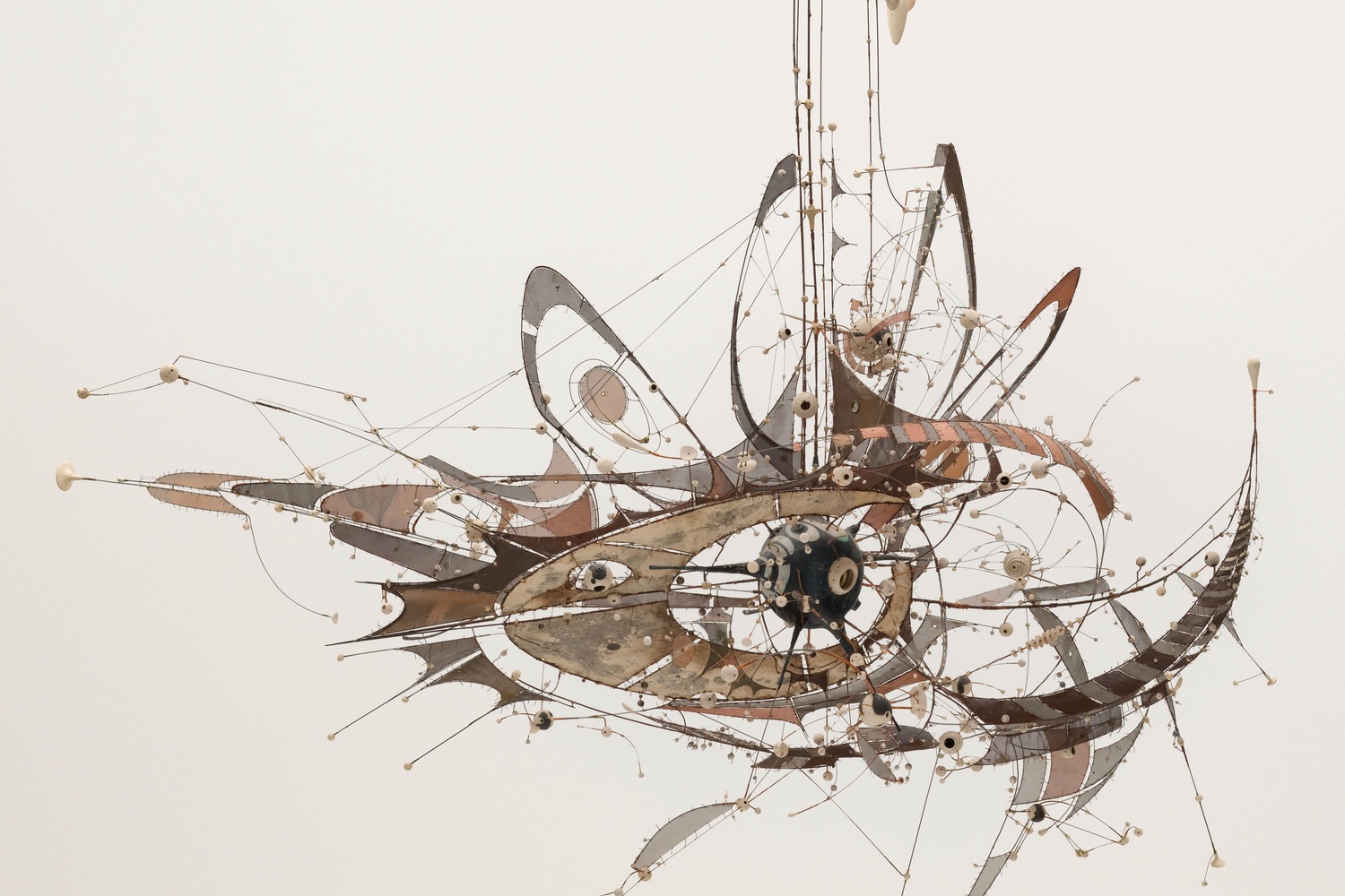 Untitled. 1980–98. Welded steel, porcelain, wire mesh, canvas, grommets, and wire, 7 x 8 x 6' (213.4 x 243.8 x 182.9 cm). Gift of Philip Johnson (by exchange) and the Nina and Gordon Bunshaft Bequest Fund. © 2018 Lee Bontecou