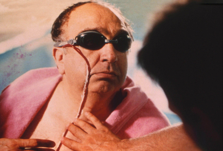Smell of Camphor, Fragrance of Jasmine. 2000. Iran. Written and directed by Bahman Farmanara Courtesy of Bahman Farmanara