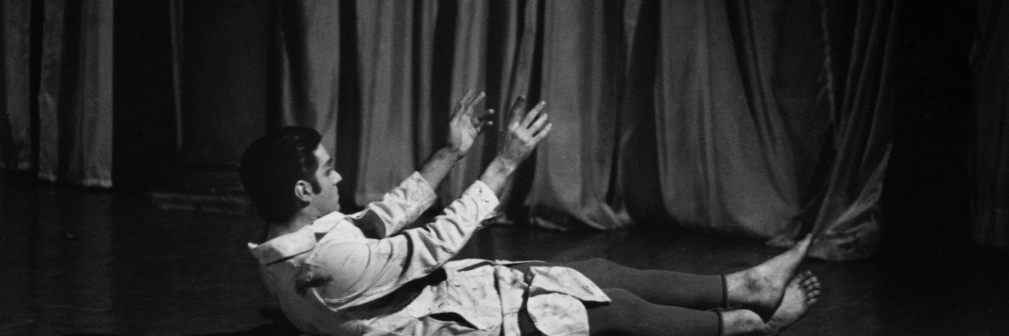 Peter Moore’s photograph of David Gordon in Mannequin Dance, 1962. Performed in Dance Concert of Old and New Works by David Gordon, Yvonne Rainer, Steve Paxton, Judson Memorial Church, January 10, 1966. © Barbara Moore/Licensed by VAGA at ARS, NY. Courtesy Paula Cooper Gallery, New York