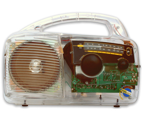 Roelf Mulder, Byron Qually, and Etienne Rijkheer of …XYZ Dot Dot Dot Ex Why Zed Design
FPR2 Human Powered Radio
1998