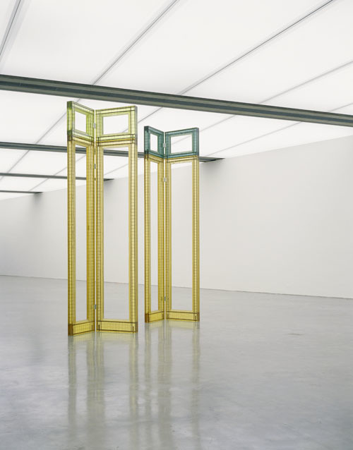 Isa Genzken. _Bismarckstrasse._ 1994