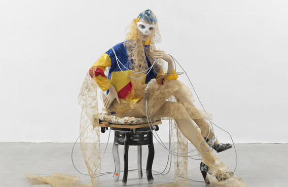 Isa Genzken. Schauspieler (Actors) (detail). 2013. Mannequins, clothes, shoes, fabric, and paper, dimensions variable. Courtesy the artist and Galerie Buchholz, Cologne/Berlin. © Isa Genzken. Photo: Jens Ziehe, Berlin.