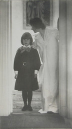Gertrude Käsebier. Blessed Art Thou Among Women.