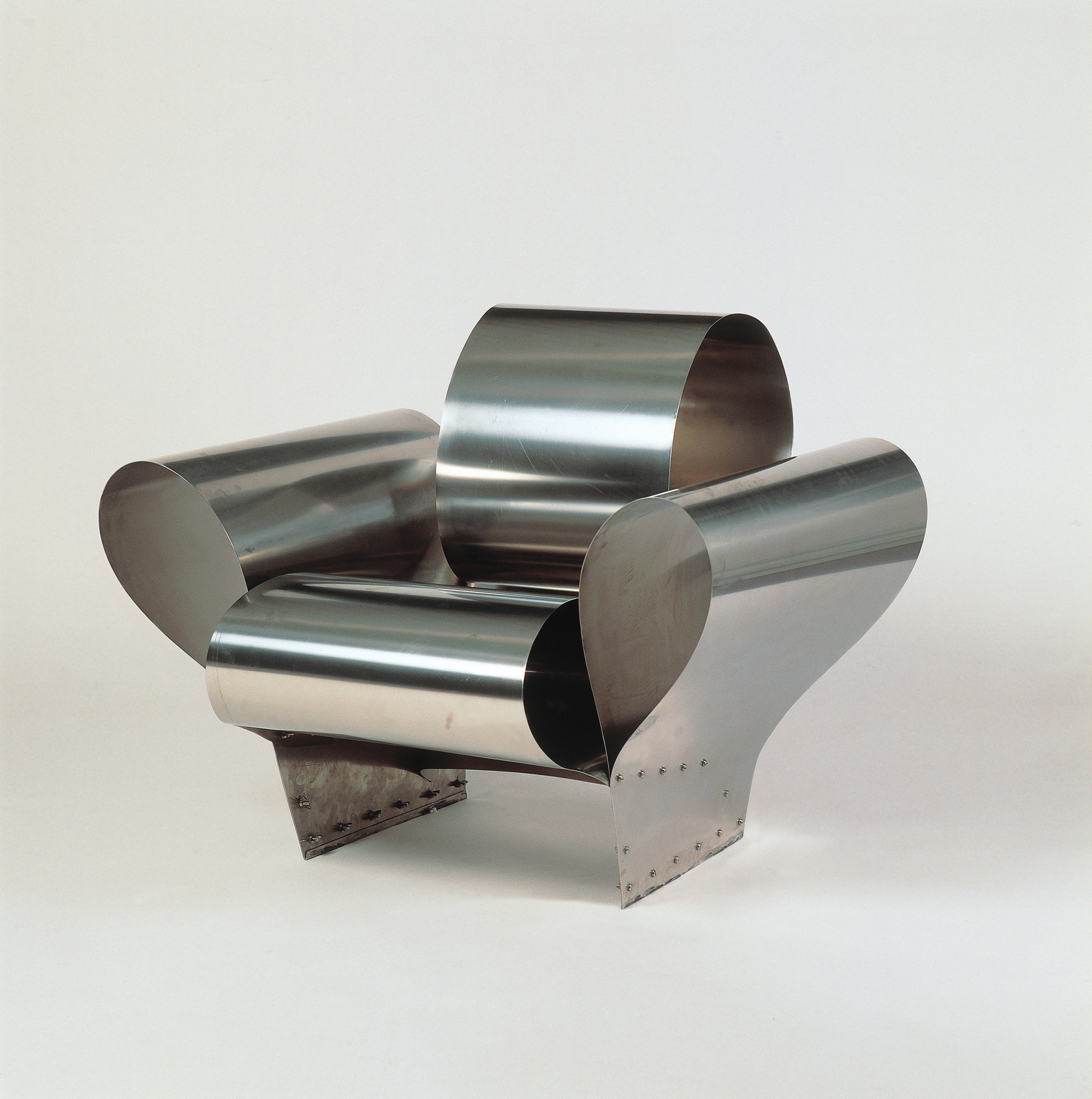 ron arad well tempered chair