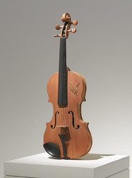 Self-Playing Violin
Laurie Anderson (American, born 1947)


Modified violin with built-in speaker and amplifier (sound), 23 x 10 x 4 1/2 in., 31 min. Gift of Agnes Gund and Daniel Shapiro, and the Rockefeller Fund. © 2013 Laurie Anderson
192.2007
