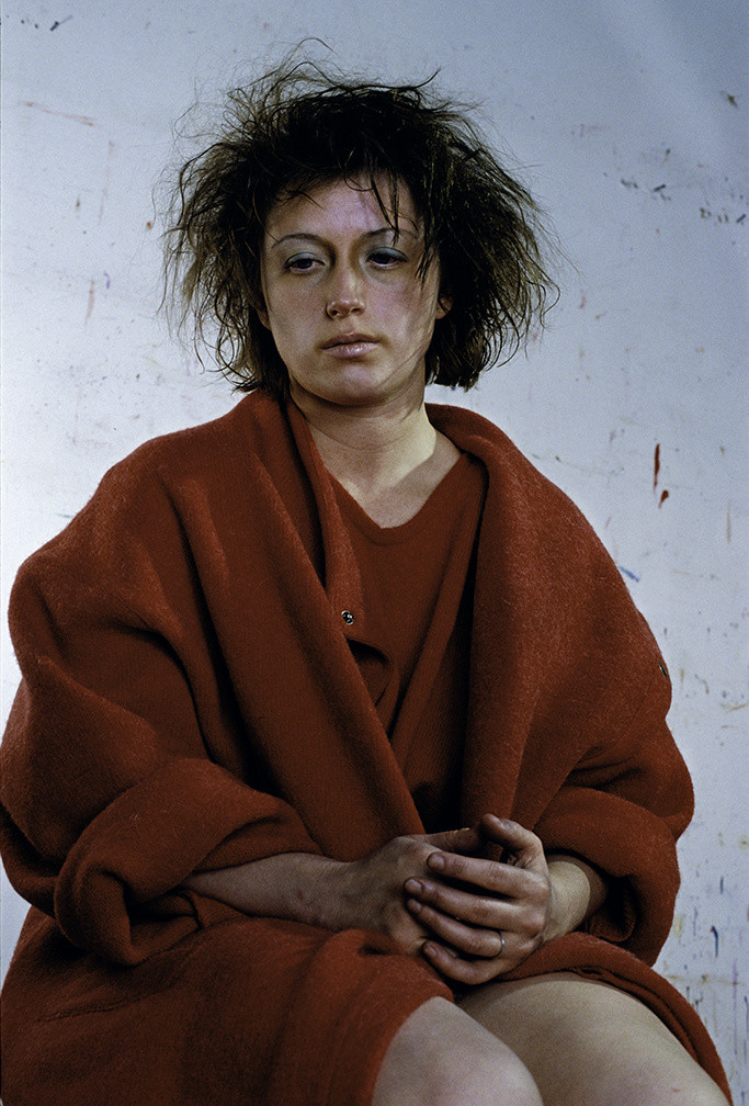 Chromogenic color print
70 1/2 x 47 3/4" (179.1 x 121.3 cm)
Philadelphia Museum of Art. Purchased with the Alice Newton Osborn Fund, 1985