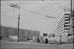 (French, 1908-2004)
Gelatin silver print.
 6 3/16 x 9 3/8" (15.7 x 23.8 cm).
 Fondation Henri Cartier-Bresson, Paris
