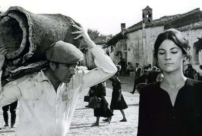 Una questione d'onore (A Question of Honor). 1966. Italy/France. Directed by Luigi Zampa. Courtesy Cinecittà Luce