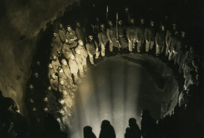 The Red Dance. 1928. USA. Directed by Raoul Walsh. Courtesy The Museum of Modern Art Film Stills Archive