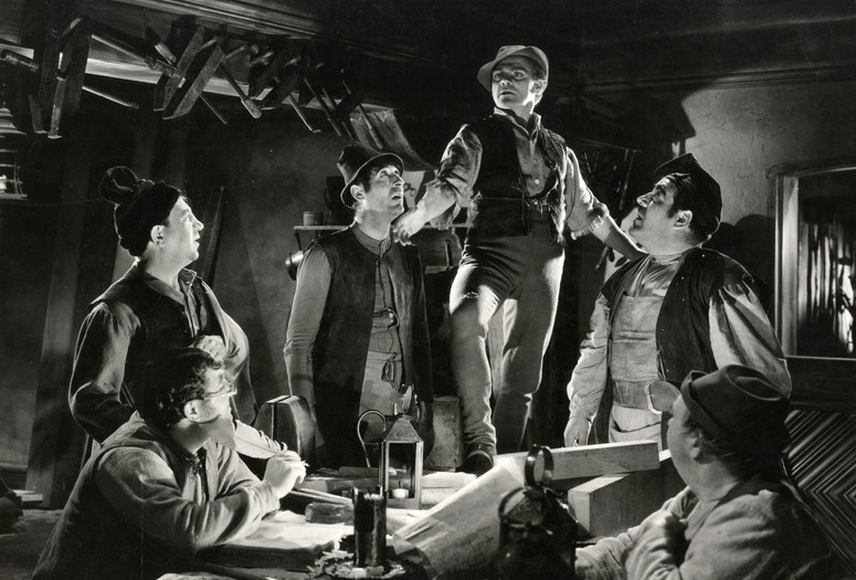 A Midsummer Night’s Dream. 1935. USA. Directed by Max Reinhardt, William Dieterle