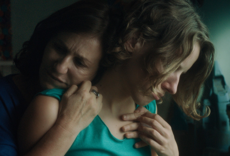 A Family Submerged. 2018. Argentina/Norway/Germany/Brazil. Directed by María Alché