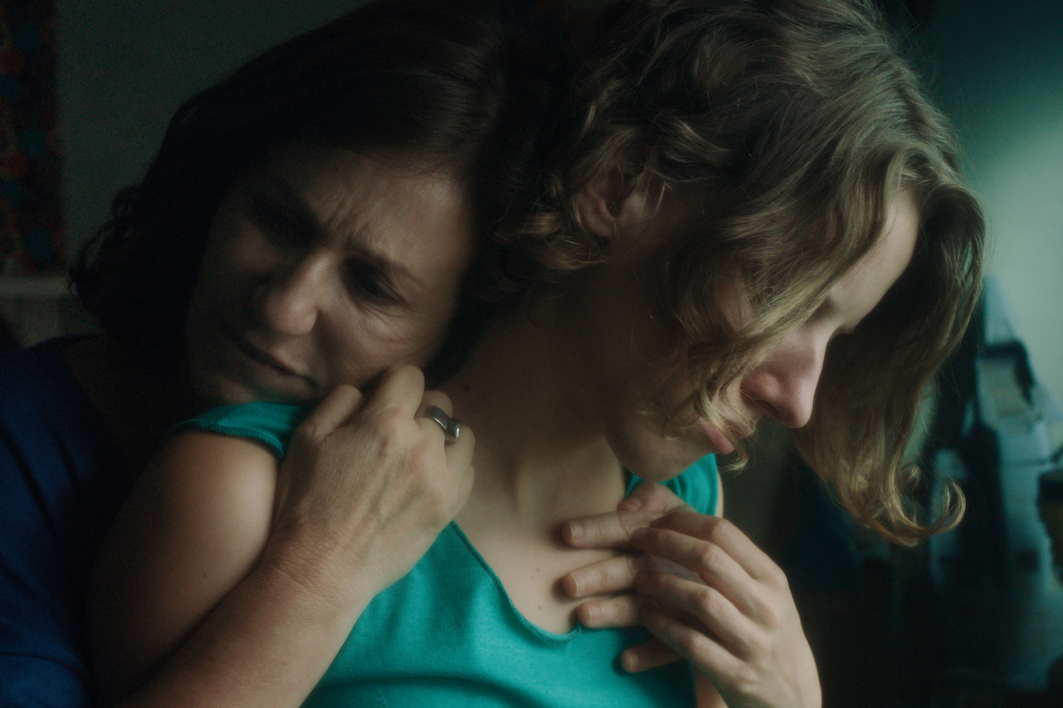 A Family Submerged. 2018. Argentina/Norway/Germany/Brazil. Directed by María Alché