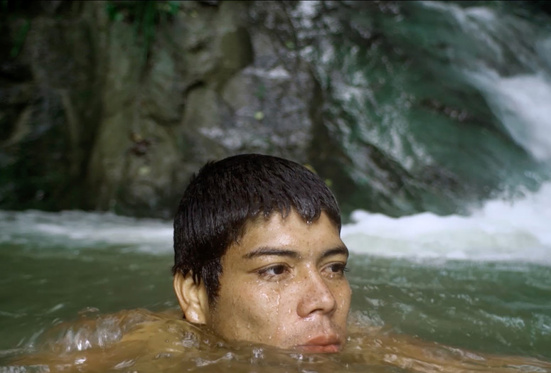 Big Bridge / La máxima longitud de un Puente. 2018. Colombia/Argentina. Directed by Simón Vélez López