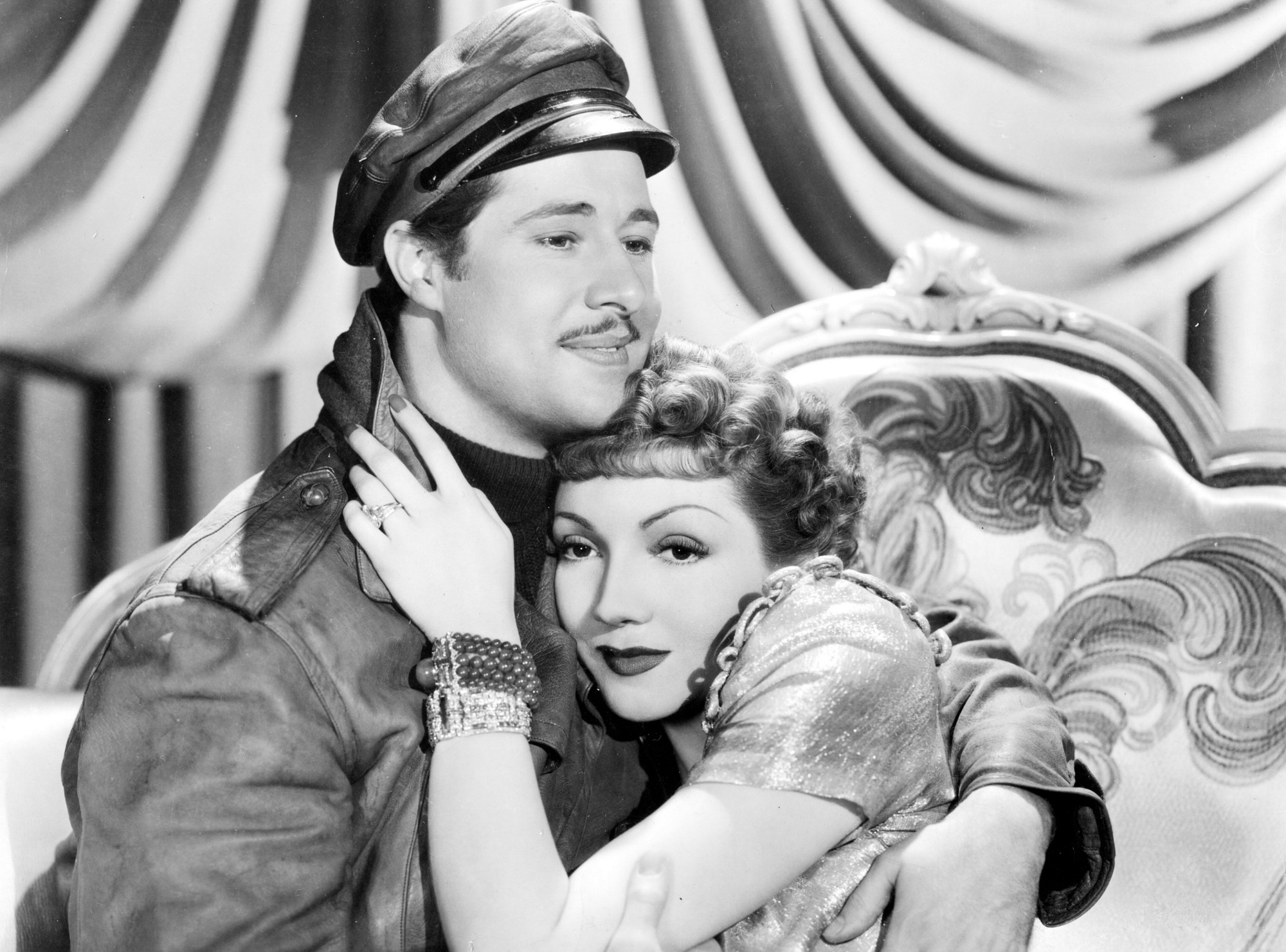 Клодетт кольбер полночь сердцу не прикажешь. Последняя ночь фильм 1939. Дилижанс фильм 1939. Полночь сердцу не прикажешь фильм 1939. Сердцу не прикажешь 1939.