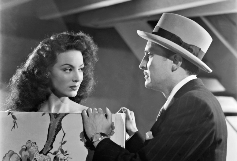 La Diosa arrodillada (The Kneeling Goddess). 1947. Mexico. Directed by Roberto Gavaldón. Courtesy Filmoteca de la UNAM