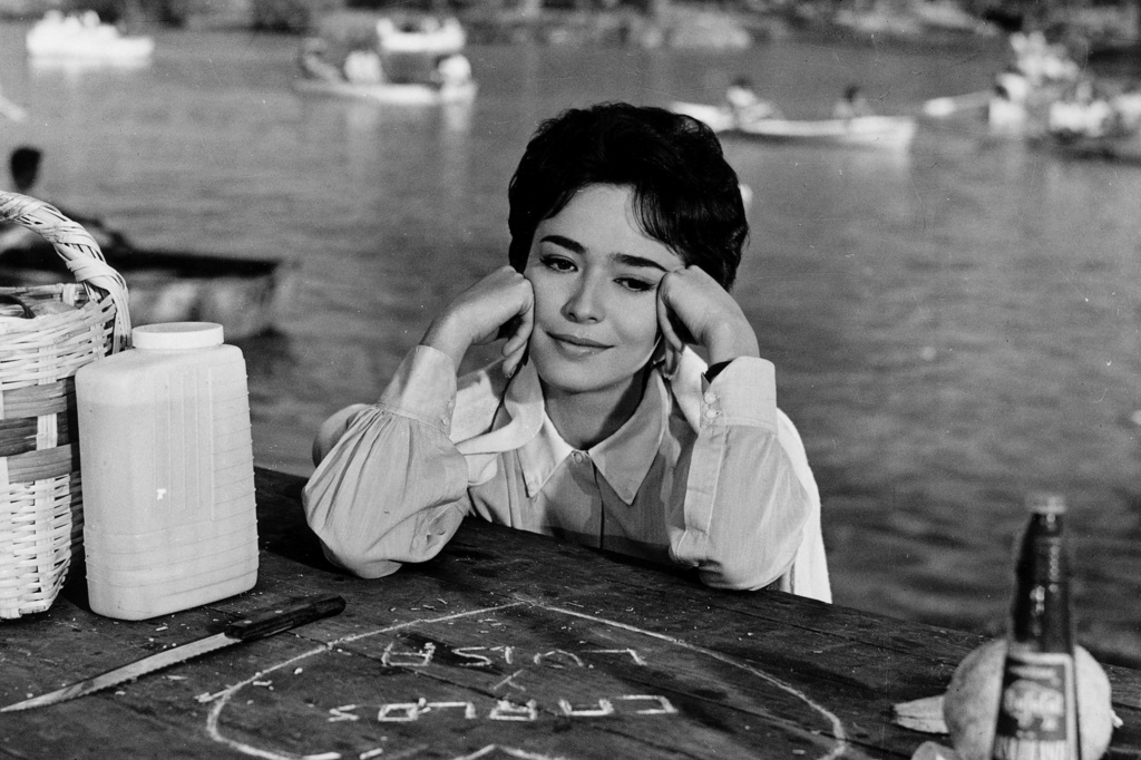 Dias de otono. 1962. Mexico. Directed by Roberto Gavaldón. Courtesy Filmoteca de la UNAM