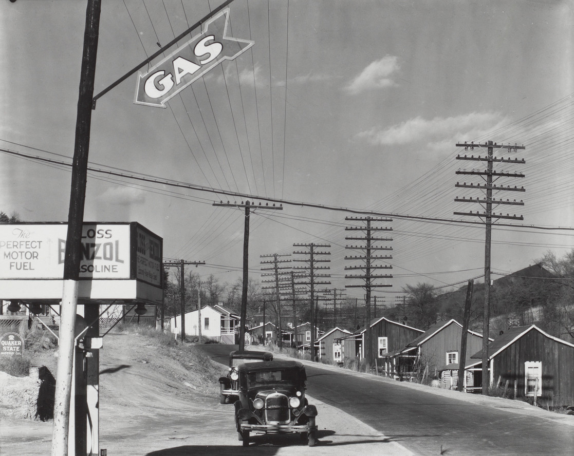 Walker Evans. Roadside View, Alabama Coal Area Company Town. 1936
