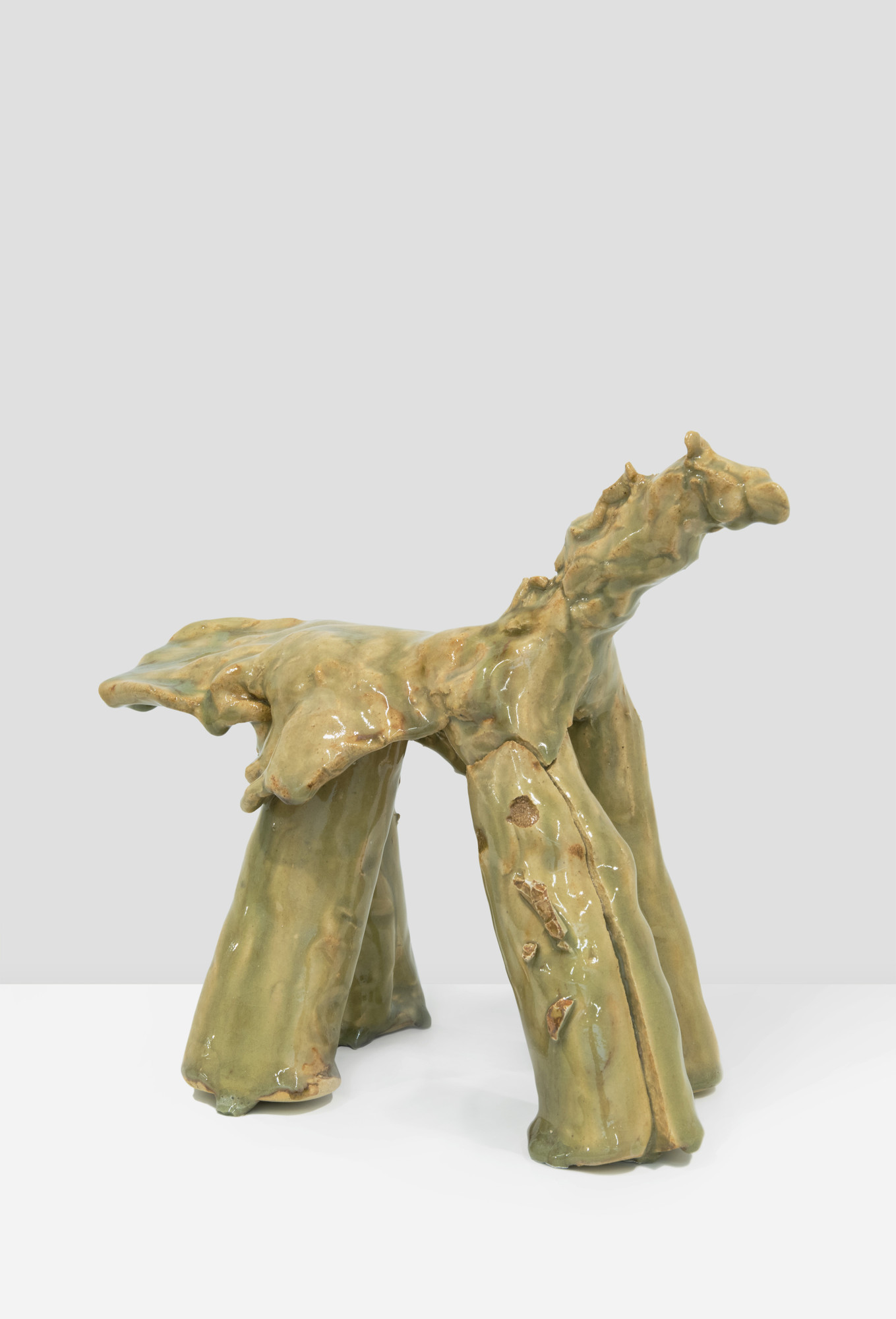 Glazed stoneware. 8 x 10 x 5 in. (20.32 x 25.4 x 12.7 cm). Courtesy the artist and Balice Hertling, Paris; Karma International, Zurich / Los Angeles; kaufmann repetto, Milan / New York; and Galerie Tanit, Munich / Beirut