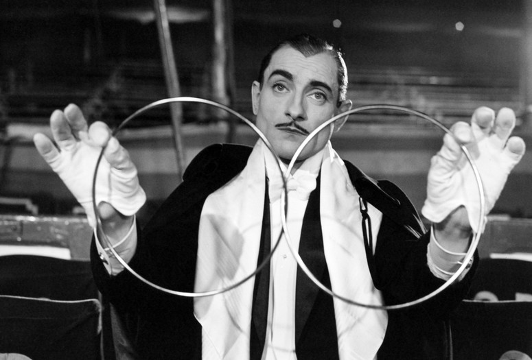 Yoyo. 1965. France. Directed by Pierre Étaix. Courtesy Magna/Photofest