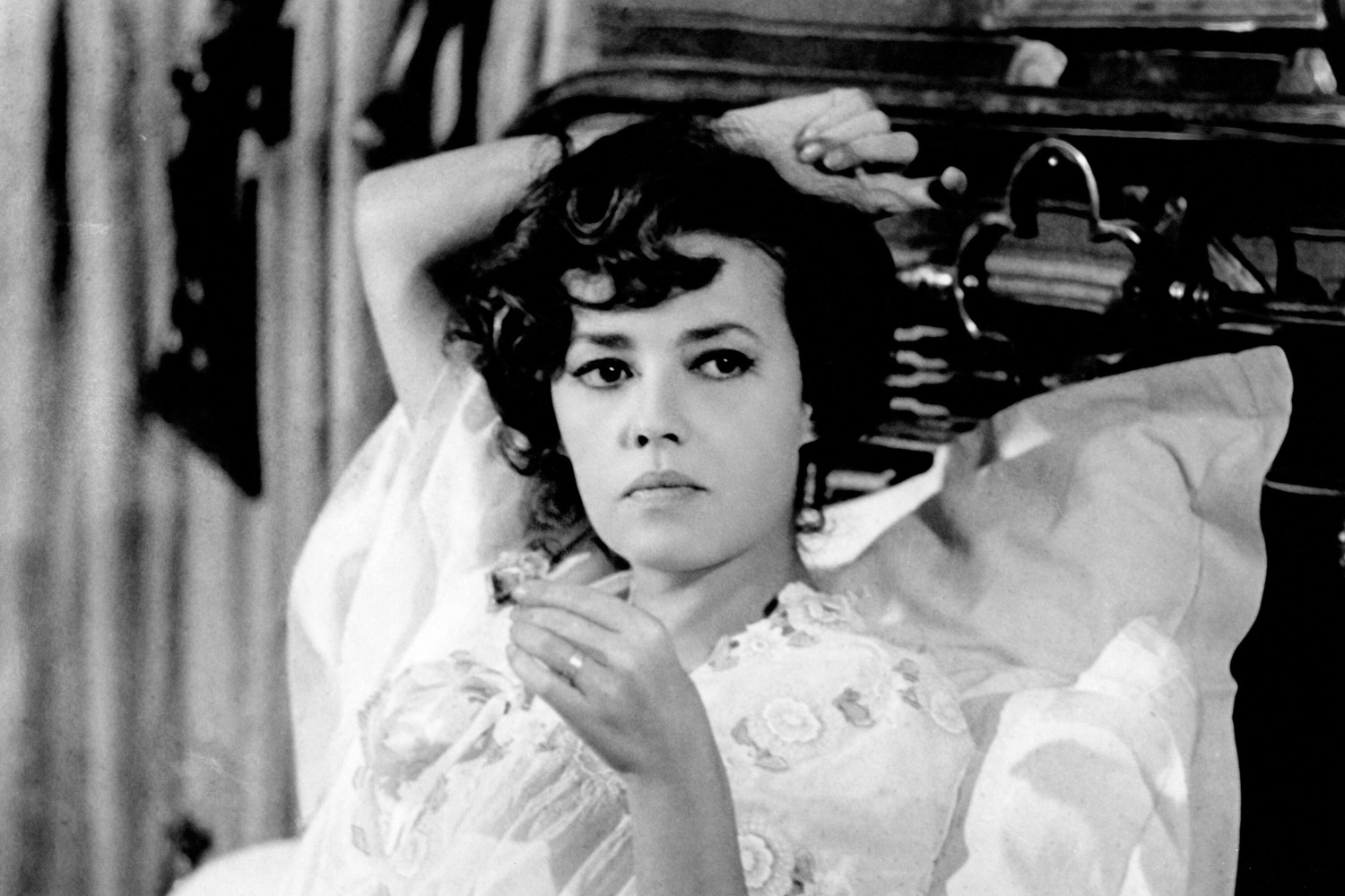 Diary of a Chambermaid. 1964. France. Directed by Luis Buñuel. Courtesy International Classics/Photofest