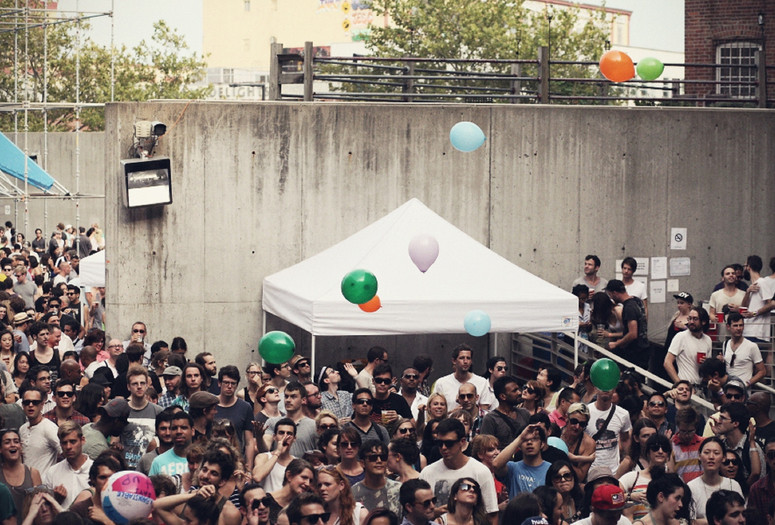 Warm Up on August 11, 2012, presented at MoMA PS1 as part of Warm Up 2012. Photo by Charles Roussel.
