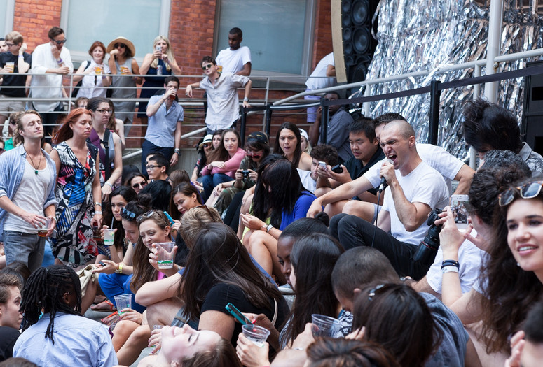 Warm Up on July 27, 2013, presented at MoMA PS1 as part of Warm Up 2013. Photo courtesy of MoMA PS1.