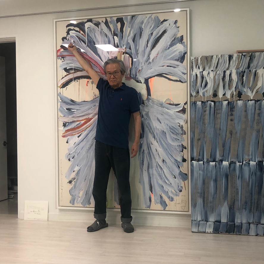 In Lee Kun-Yong’s studio, as the artist demonstrates the actions that have animated his work since the 1970s
