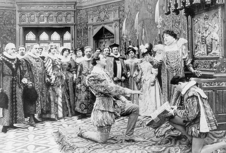 Les Amours de la reine Élisabeth (Queen Elizabeth). 1912. France/Great Britain. Directed by Louis Mercanton. Courtesy MoMA Film Stills Archive