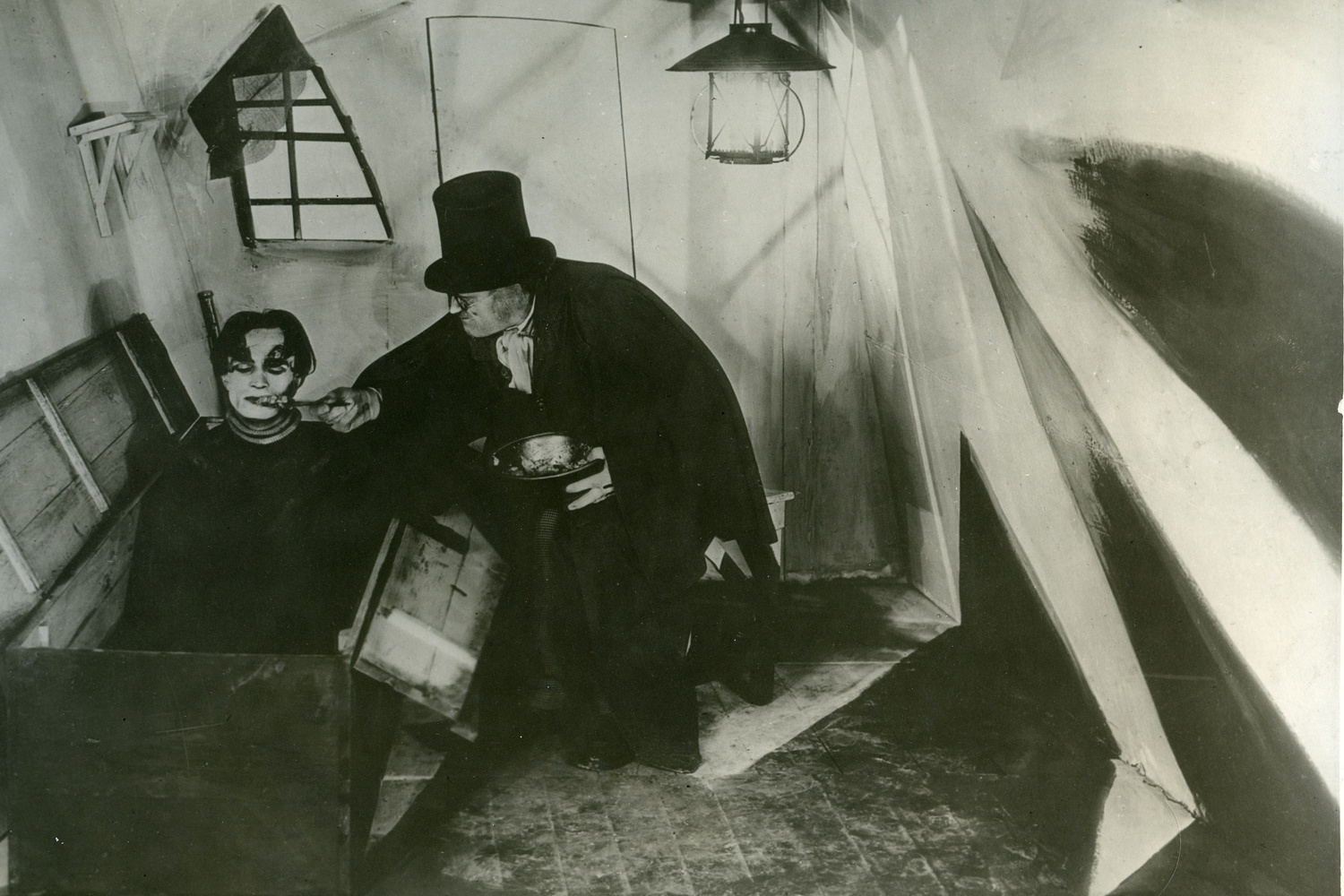 Das Cabinet des Dr. Caligari (The Cabinet of Dr. Caligari). 1920. Germany. Directed by Robert Wiene. Courtesy MoMA Film Stills Archive