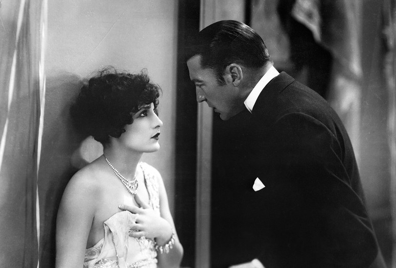 Underworld. 1927. USA. Directed by Josef von Sternberg. Courtesy Photofest