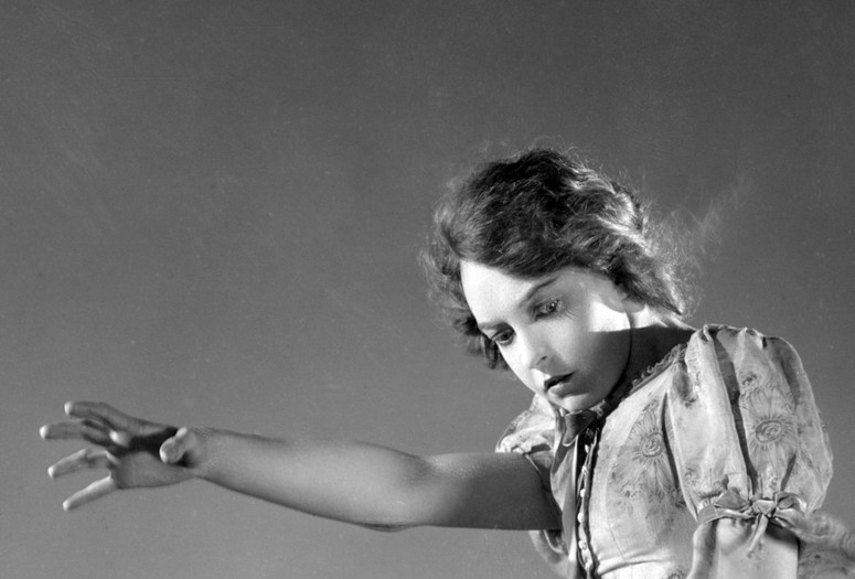 The Wind. 1928. USA. Directed by Victor Sjöström. Courtesy Photofest