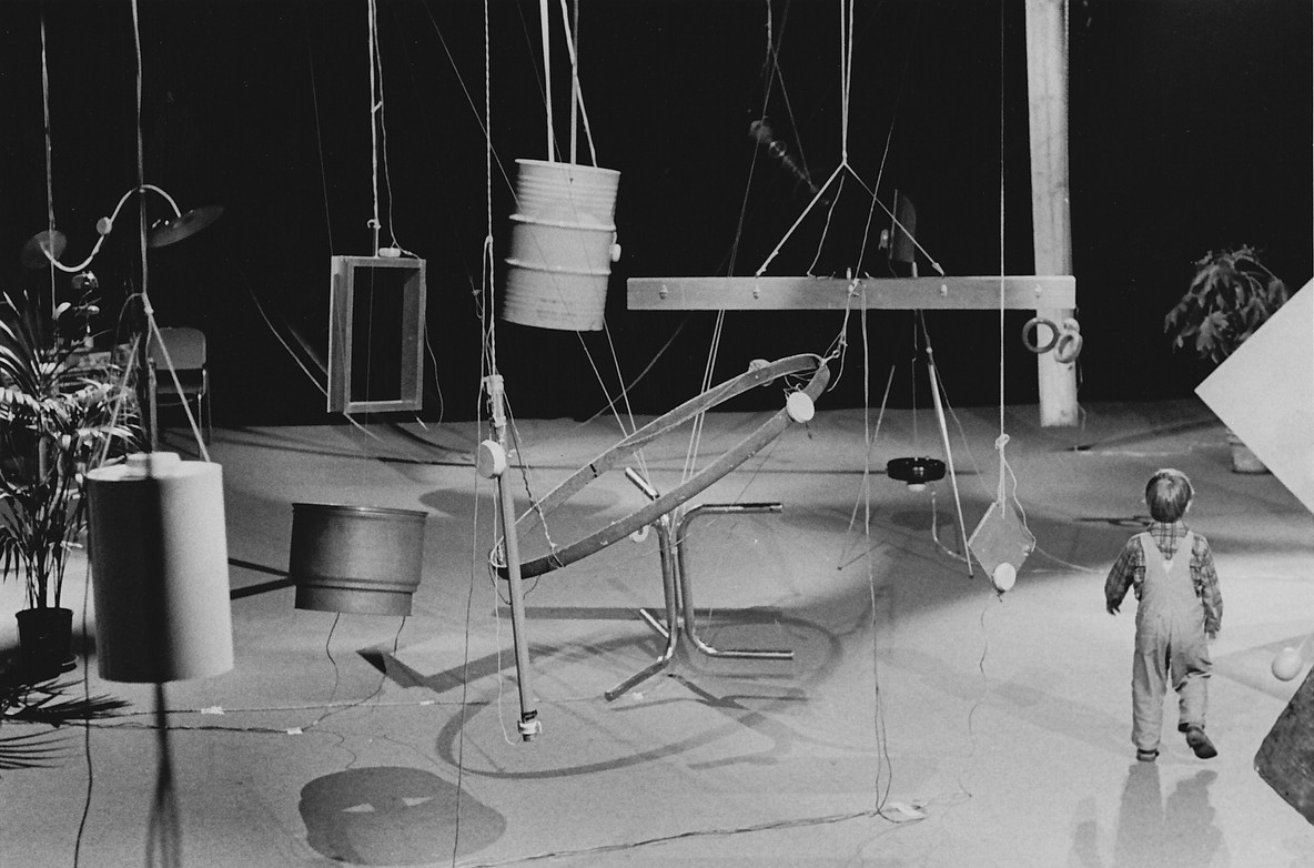Rainforest IV performed at L’espace Pierre Cardin, Paris, France, 1976