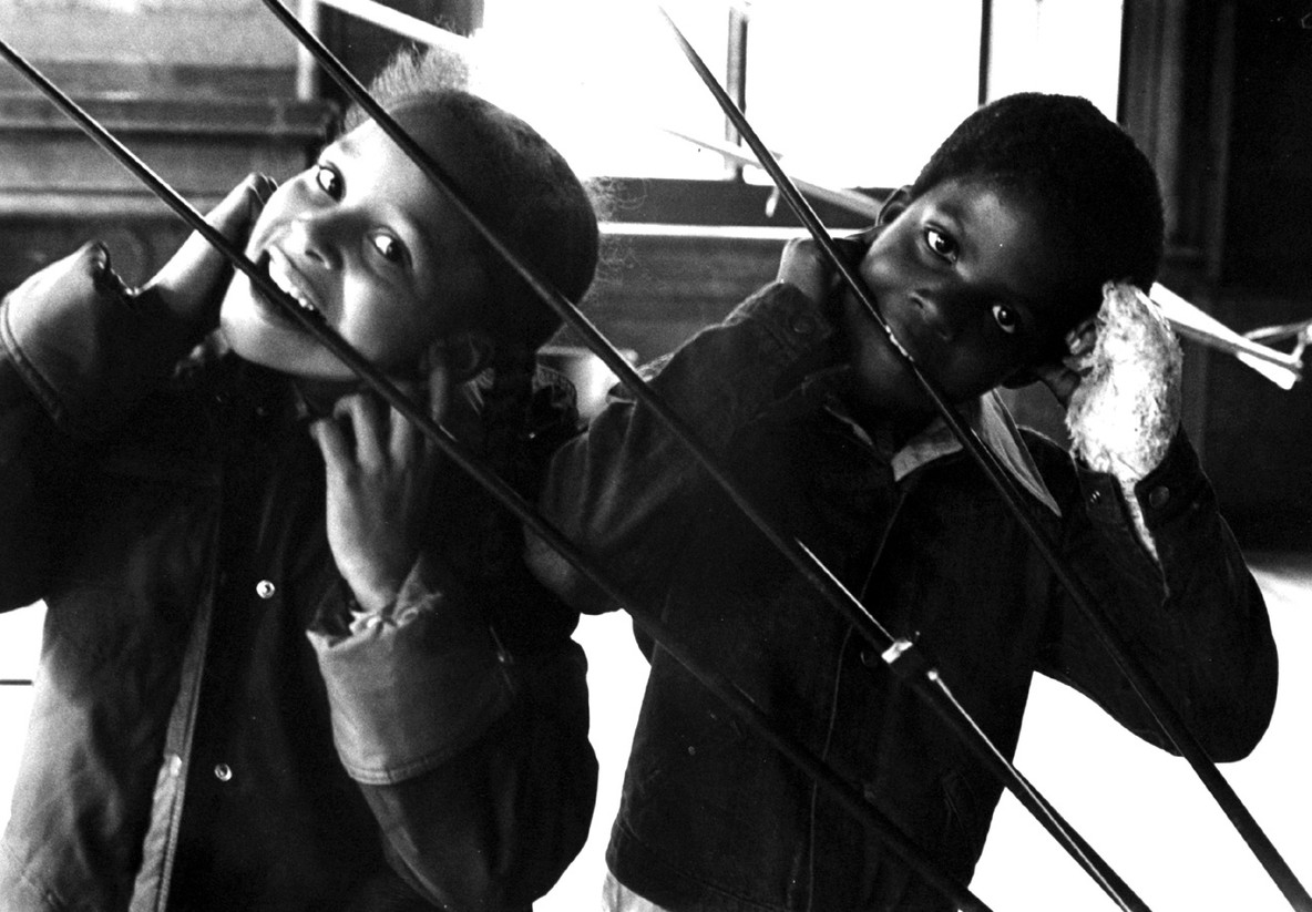 Children interacting with David Tudor’s Rainforest IV at Institute of Contemporary Art, Philadelphia, 1979