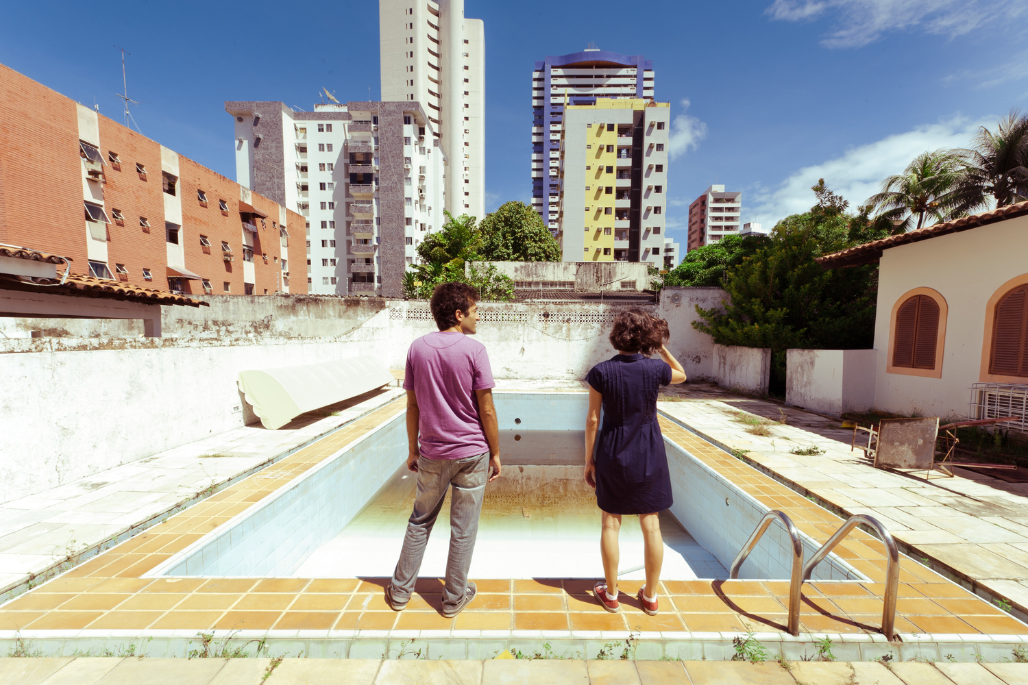 Neighboring Sounds. 2012. Brazil. Directed by Kleber Mendonça Filho. Courtesy Cinema Guild