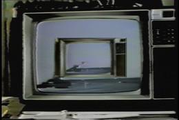 Gretchen Bender. Dumping Core. 1984. Four-channel video (color, sound; 13 min.) and 13 monitors, dimensions variable. The Modern Women’s Fund. © 2019 Gretchen Bender. Courtesy the Estate of Gretchen Bender