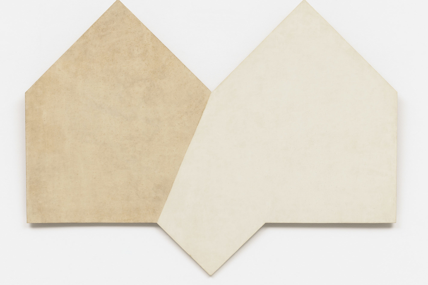 Hélio Oiticica. Relevo neoconcreto (Neoconcrete Relief). 1960. Oil on wood, 37 7/8 × 51 1/4″ (96 × 130 cm). The Museum of Modern Art, New York. Gift of Patricia Phelps de Cisneros in honor of Gary Garrels. © Projeto Hélio Oiticica