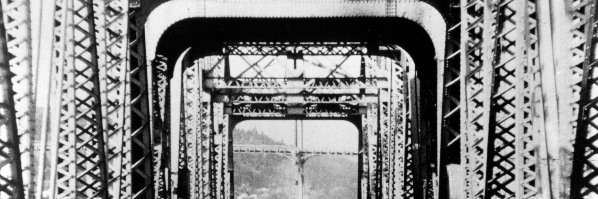 Railroad Turnbridge. 1969. USA. Directed by Richard Serra. 16mm