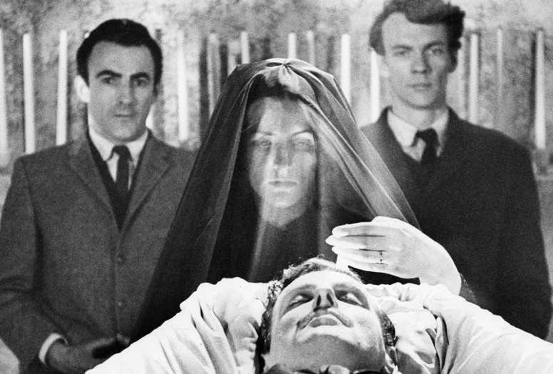 Passages from Finnegans Wake. 1965. USA. Directed by Mary Ellen Bute. Courtesy Photofest