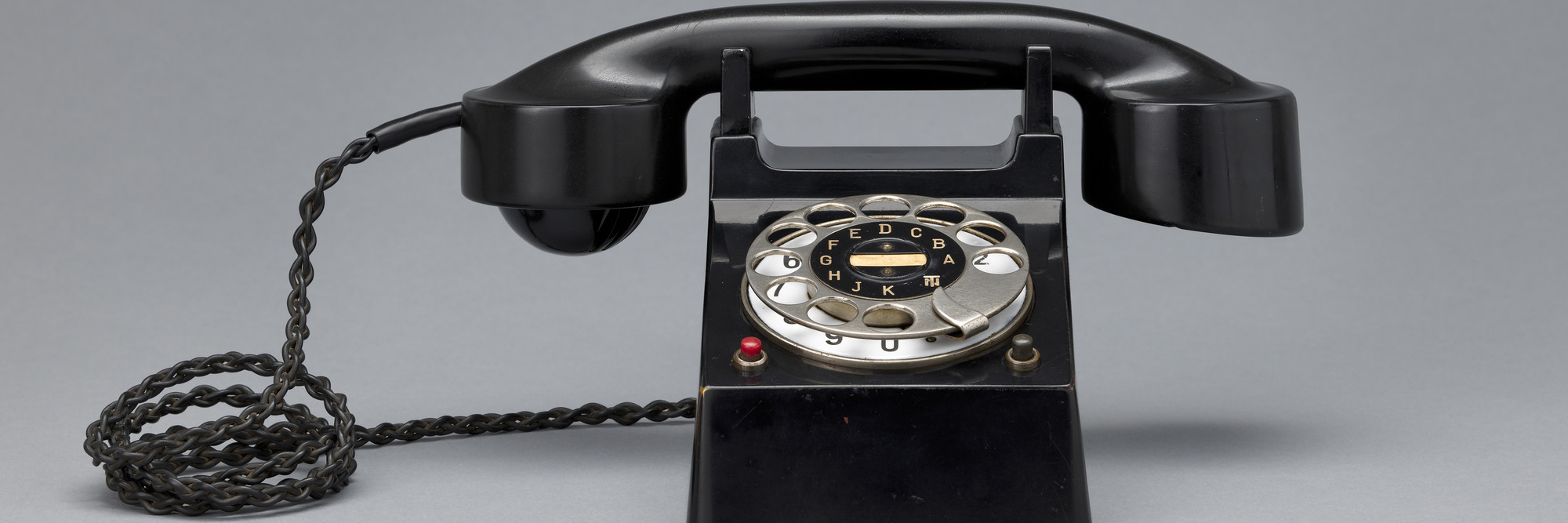Richard Schadewell. Frankfurt (“Bauhaus”) telephone. 1929. Manufacturer: H. Fuld &amp; Co. Telefon und Telegraphenwerke AG, Frankfurt. Bakelite, nickel-plated sheet brass and paint, 5 1/8 × 4 5/16 × 6 1/8&#34; (13 × 11 × 15.5 cm). Gift of Jo Carole and Ronald S. Lauder