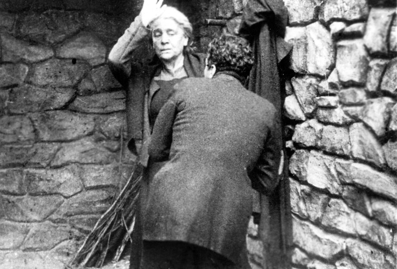 Cenere. 1916. Italy. Directed by Arturo Ambrosio, Febo Mari. Courtesy Photofest