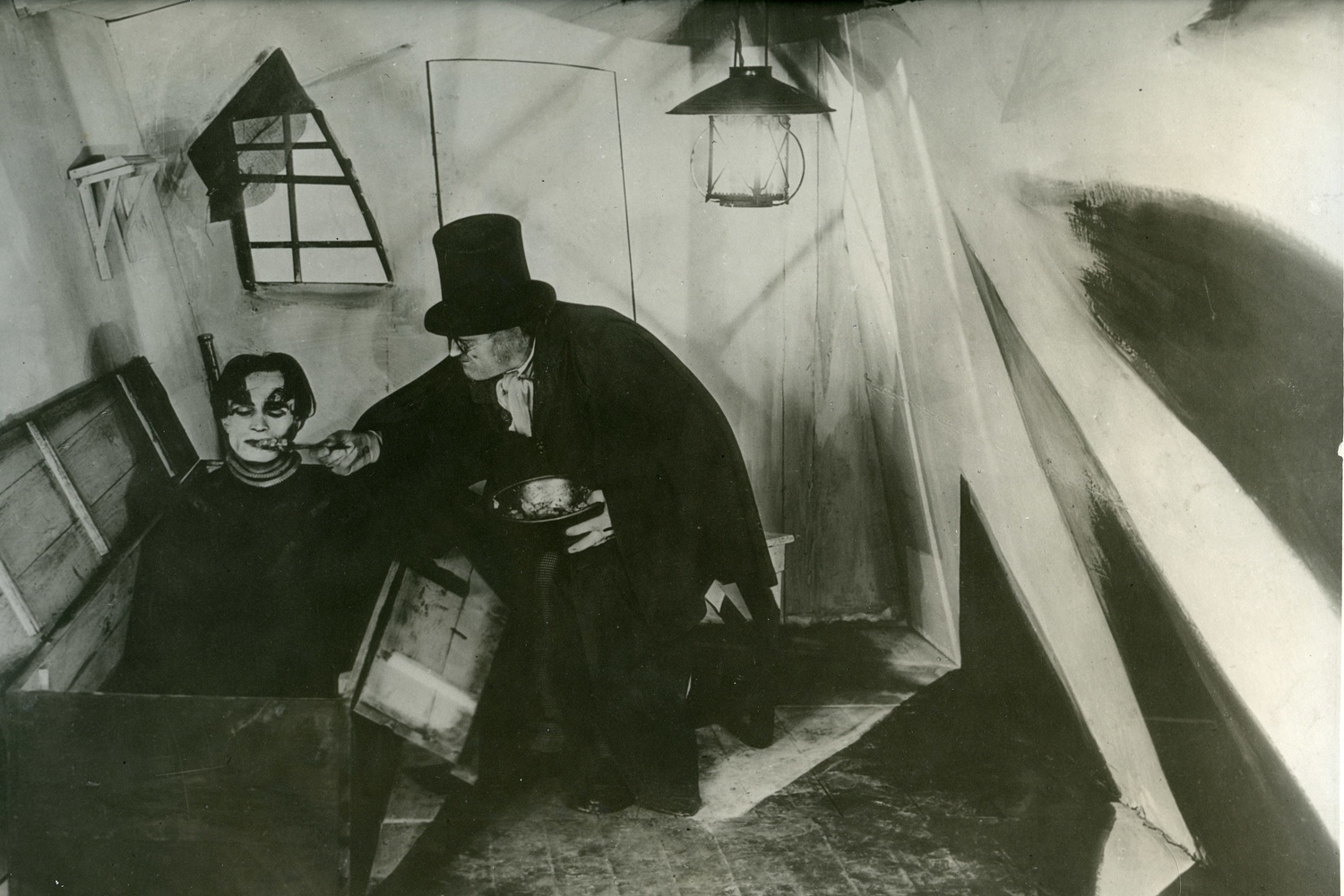 Das Cabinet des Dr. Caligari (The Cabinet of Dr. Caligari). 1920. Germany. Directed by Robert Wiene. Courtesy MoMA Film Stills Archive