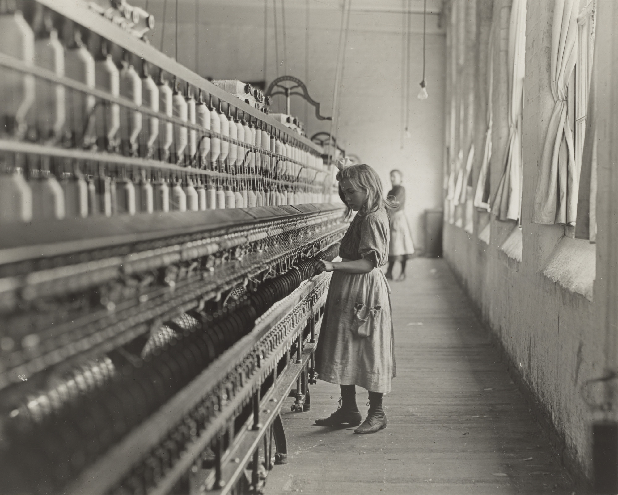 Lewis W. Hine. Sadie Pfeifer, a Cotton Mill Spinner, Lancaster, South Carolina. 1908