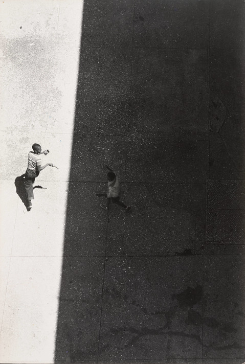 Roy DeCarava. Sun and Shade. 1952