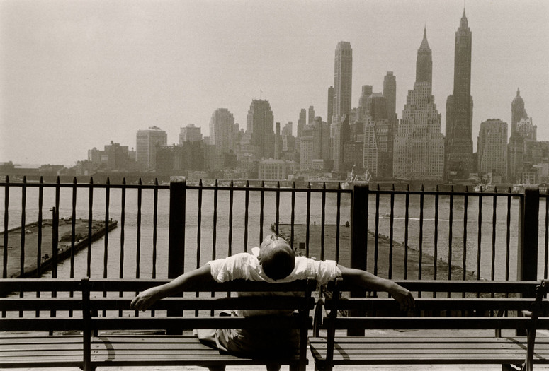 Louis Stettner. Manhattan from the Promenade, Brooklyn, New York. 1954. Gelatin silver print, 12 1/4 × 18 1/4" (31.1 × 46.4 cm). Gift of the artist in memory of his brother, David Stettner. © 2020 Estate of Louis Stettner