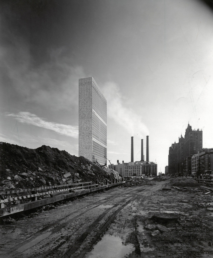 Ezra Stoller. UN Secretariat. 1952