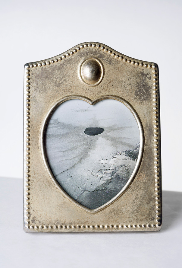 Irina Rozovsky. Untitled from Miracle Center. 2020
